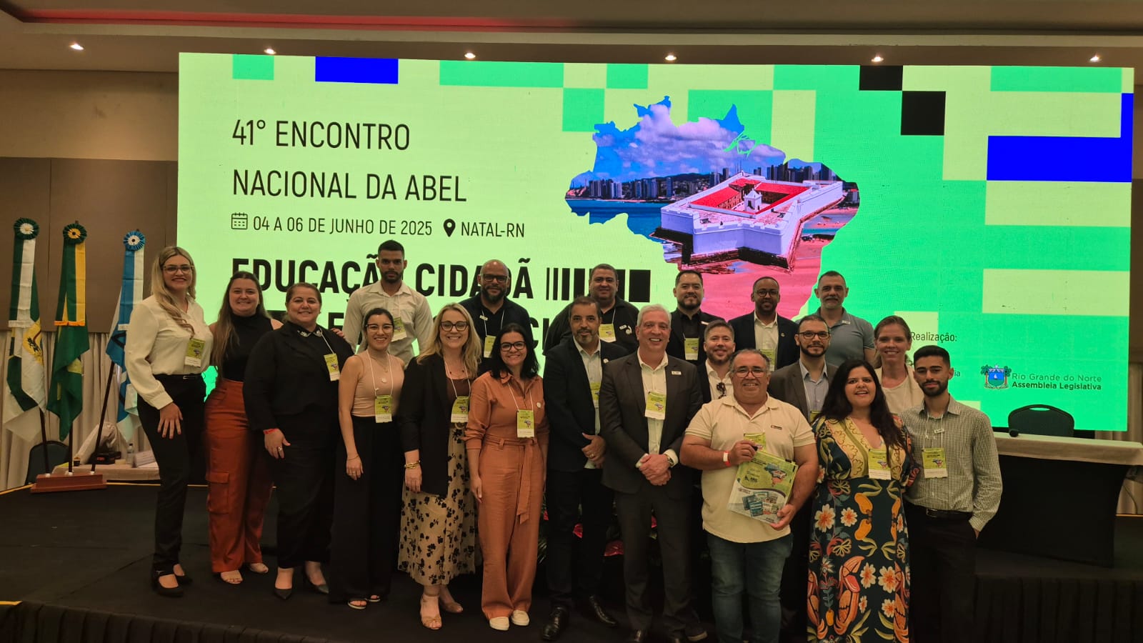 Escolas paulistas marcam presença no 41º Encontro Nacional da ABEL