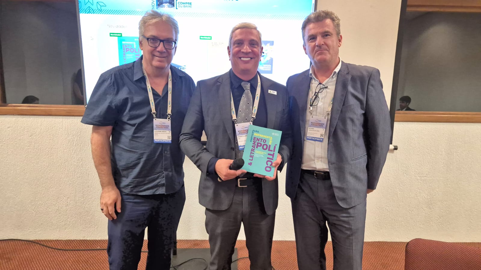 Livro “Participação, Representação e Letramento Político” é lançado no 42º Encontro da ABEL