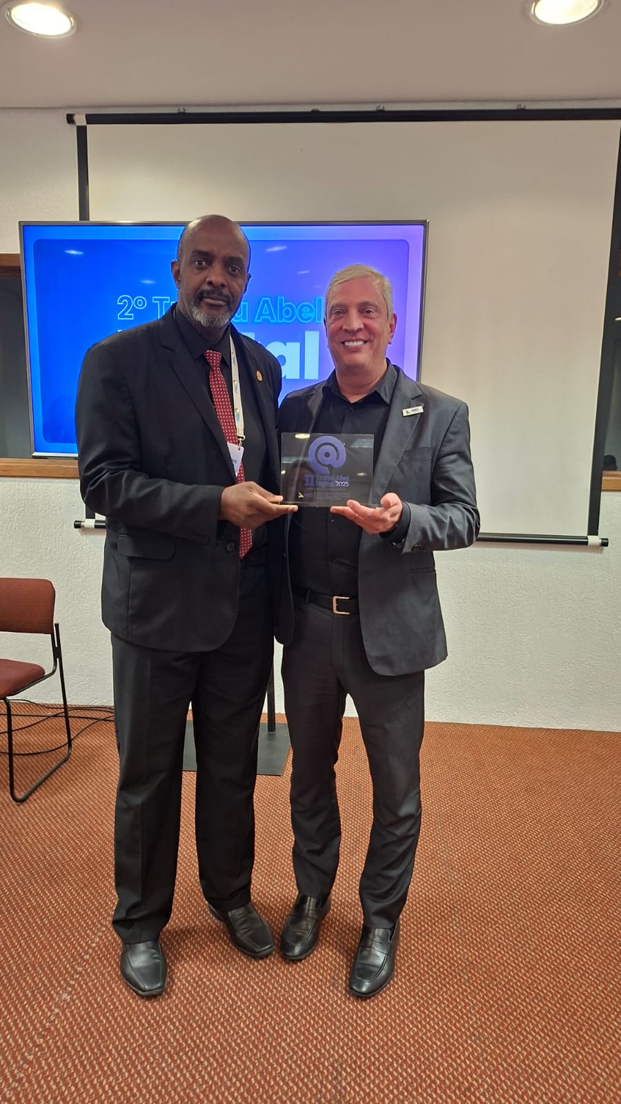 Escola do Legislativo da Alep vence Categoria 5 do II Troféu ABEL Digital