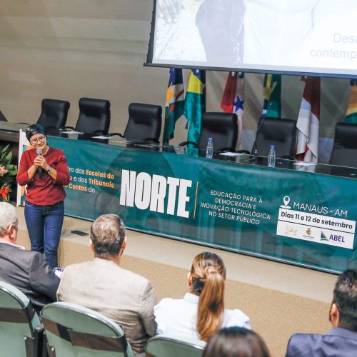 Professora da Ufam conduz painel sobre cidadania e direitos humanos no 3º Encontro da Abel