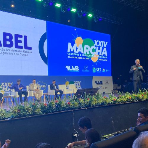 Lamari destaca importância das Escolas do Legislativo na XXIV Marcha dos Gestores e Legislativos Municipais